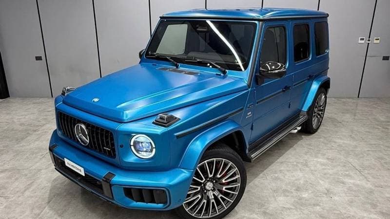 2025 Mercedes Benz G63 AMG STANDARD thumbnail 2