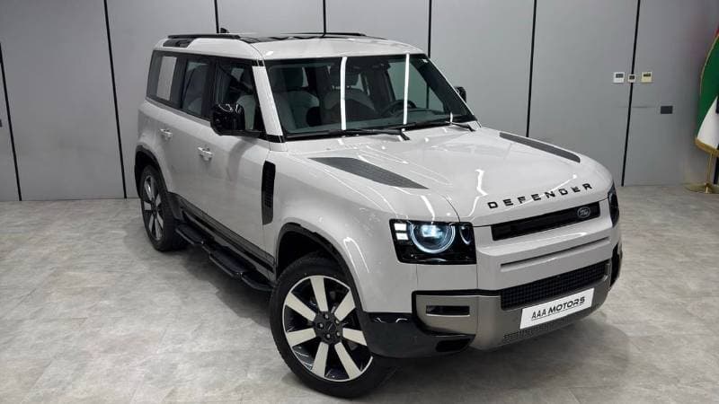 2026 Land Rover Defender 110 S P300 thumbnail 4