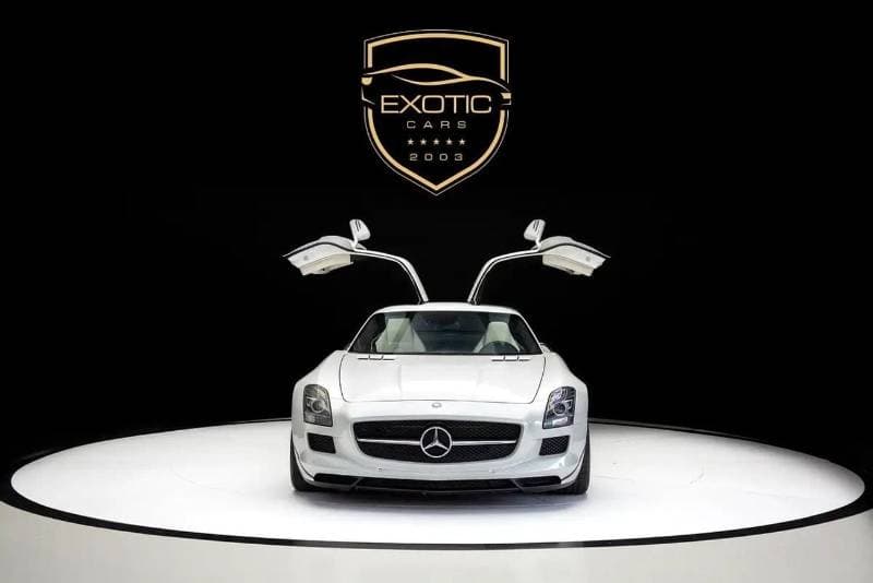 2011 Mercedes Benz SLS AMG STANDARD thumbnail 5