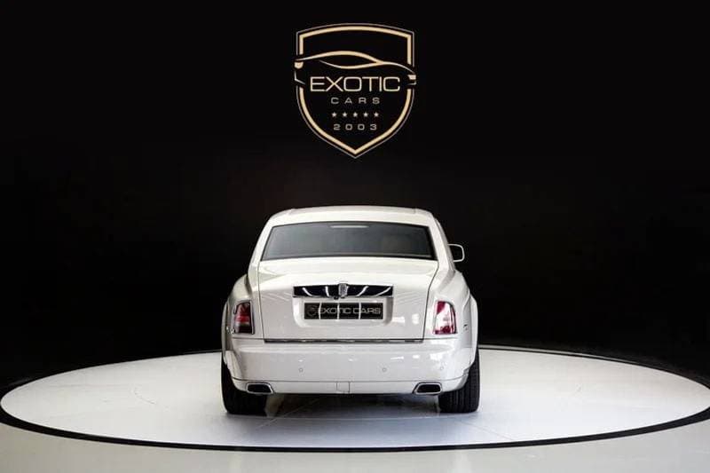 2015 Rolls Royce Phantom STANDARD thumbnail 2