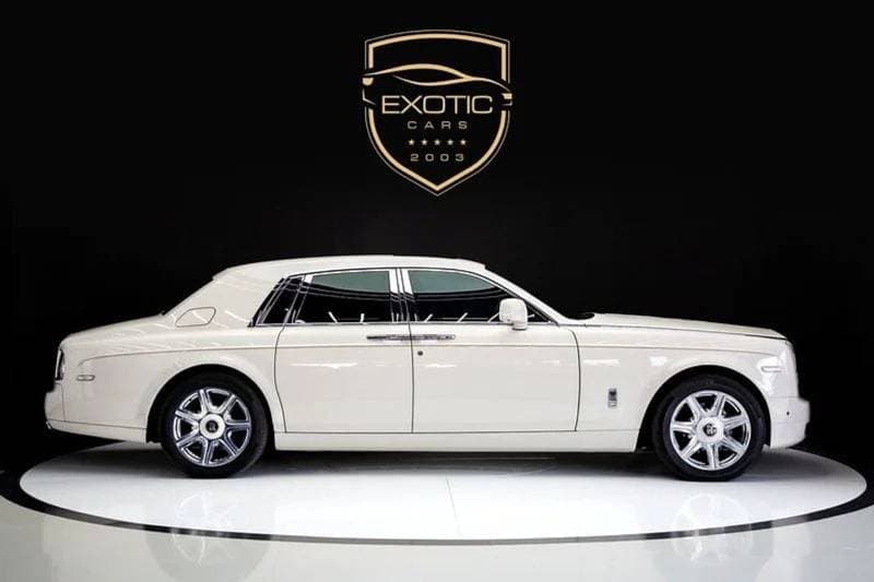 2015 Rolls Royce Phantom STANDARD thumbnail 4
