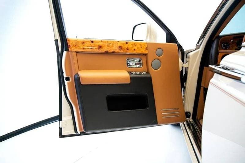 2015 Rolls Royce Phantom STANDARD thumbnail 6