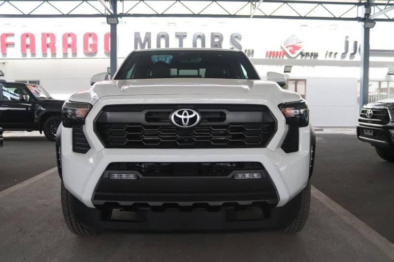 2026 Toyota Tacoma TRD OFF ROAD thumbnail 2