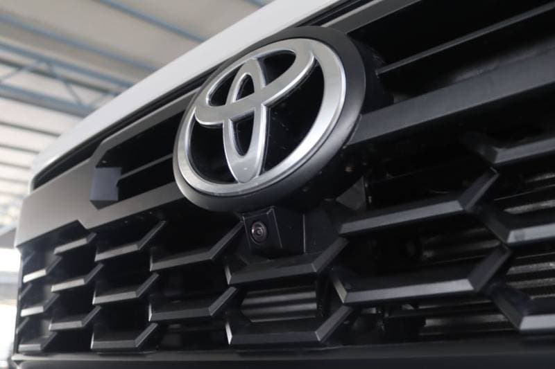 2026 Toyota Tacoma TRD OFF ROAD thumbnail 8