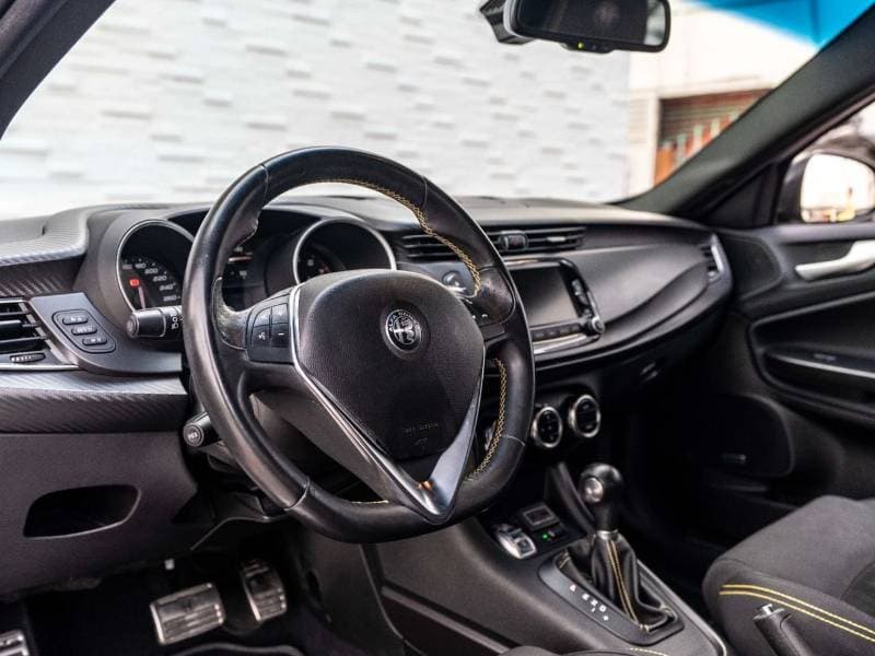 2021 Alfa Romeo Giulietta Veloce thumbnail 6