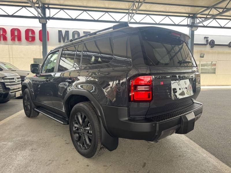 2026 Toyota Prado PREMIUM thumbnail 4