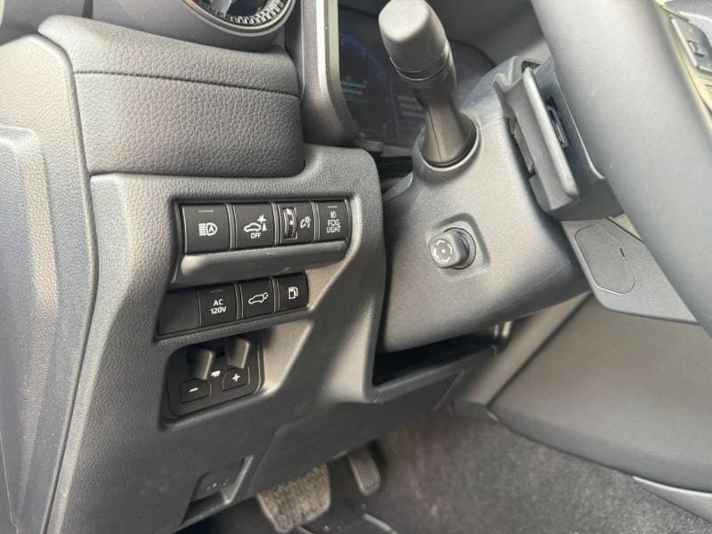 2026 Toyota Prado PREMIUM thumbnail 8