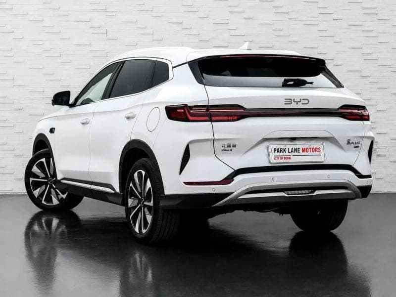 2025 BYD Song Plus FWD thumbnail 3