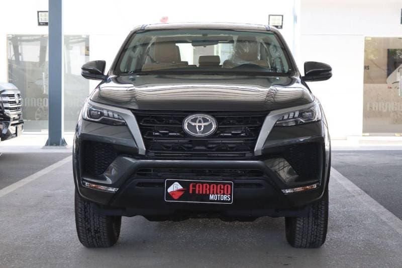 2026 Toyota Fortuner thumbnail 3