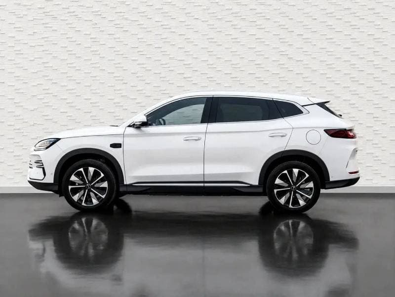 2025 BYD Song Plus FWD thumbnail 8