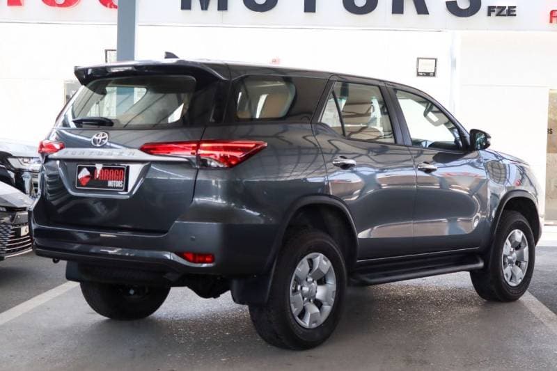 2026 Toyota Fortuner thumbnail 8