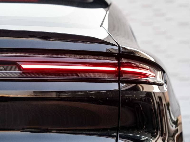 2024 Porsche Cayenne STANDARD thumbnail 6