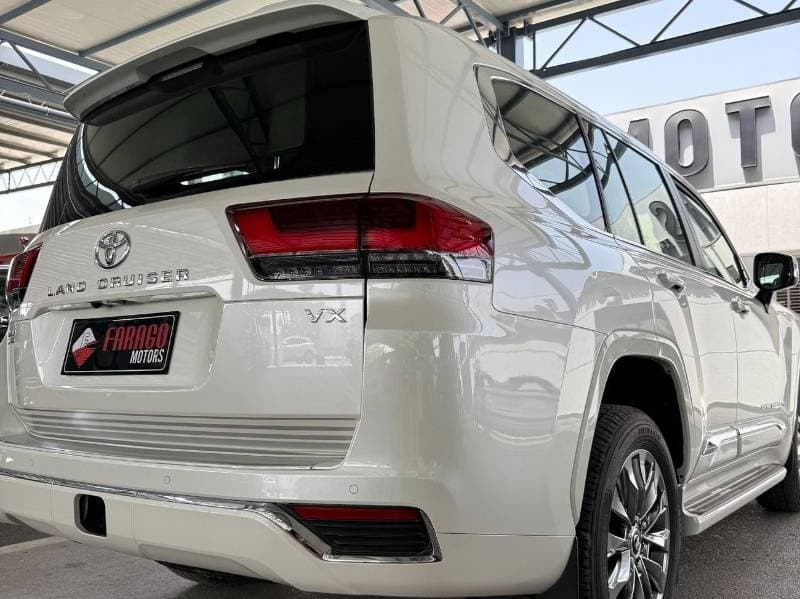 2026 Toyota Land Cruiser thumbnail 7