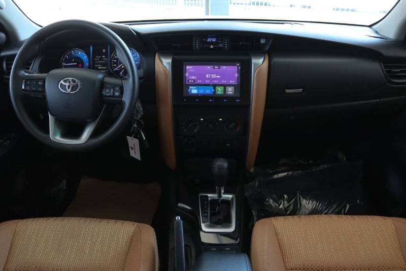 2026 Toyota Fortuner thumbnail 8