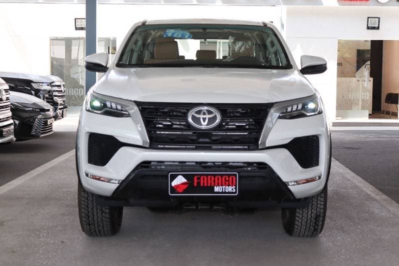 2026 Toyota Fortuner thumbnail 7