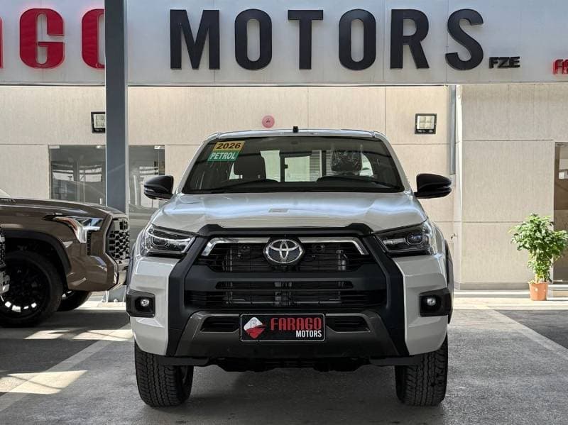 2026 Toyota Hilux ADVENTURE thumbnail 2