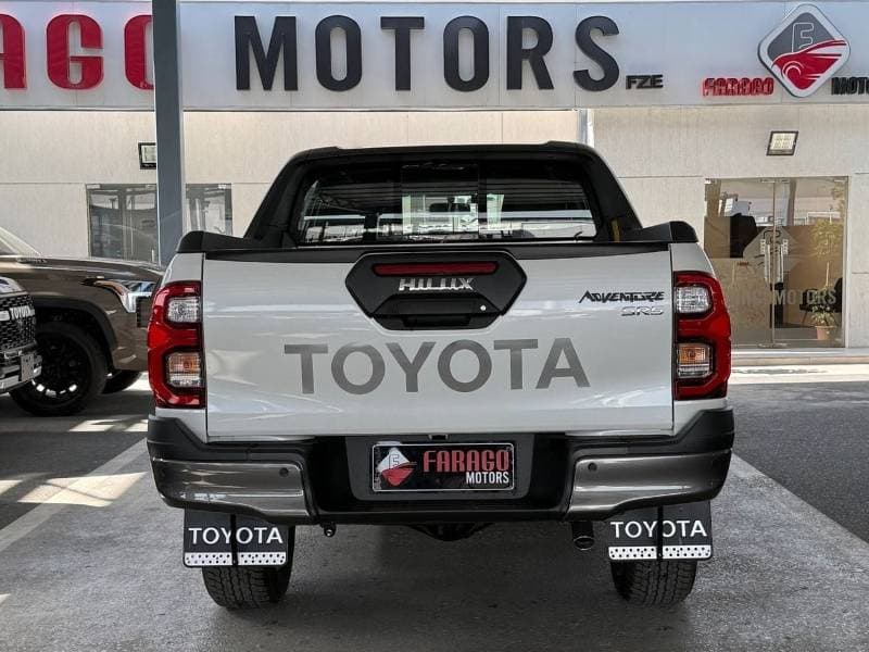 2026 Toyota Hilux ADVENTURE thumbnail 6