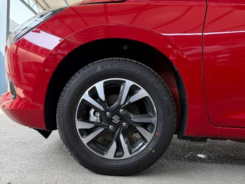 2026 Suzuki Swift thumbnail 7