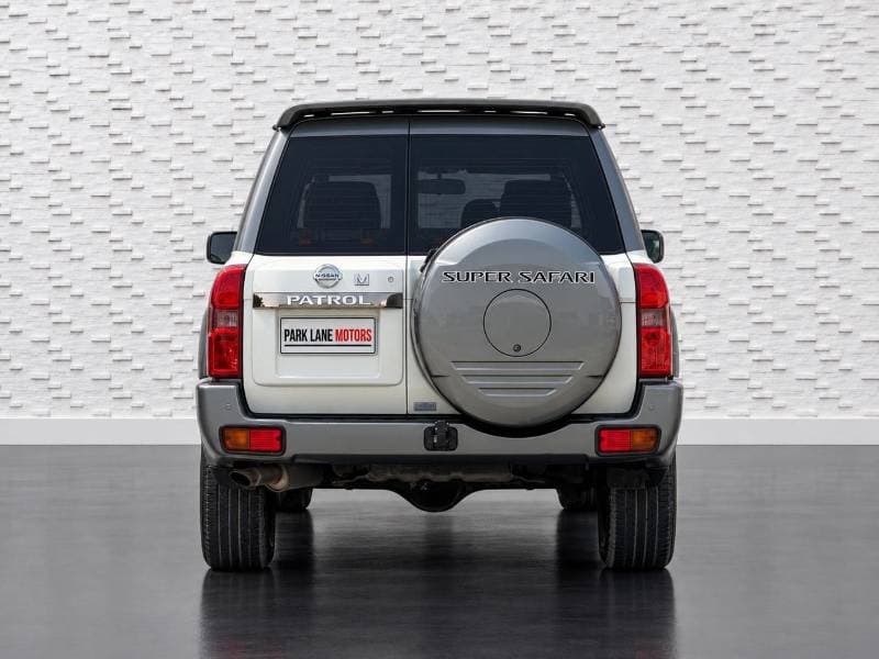 2021 Nissan Patrol SUPER SAFARI thumbnail 4
