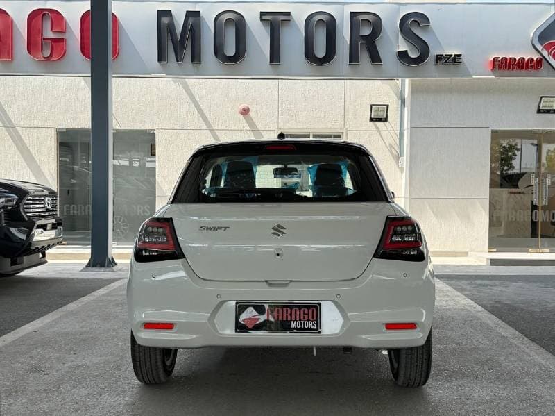 2026 Suzuki Swift thumbnail 3