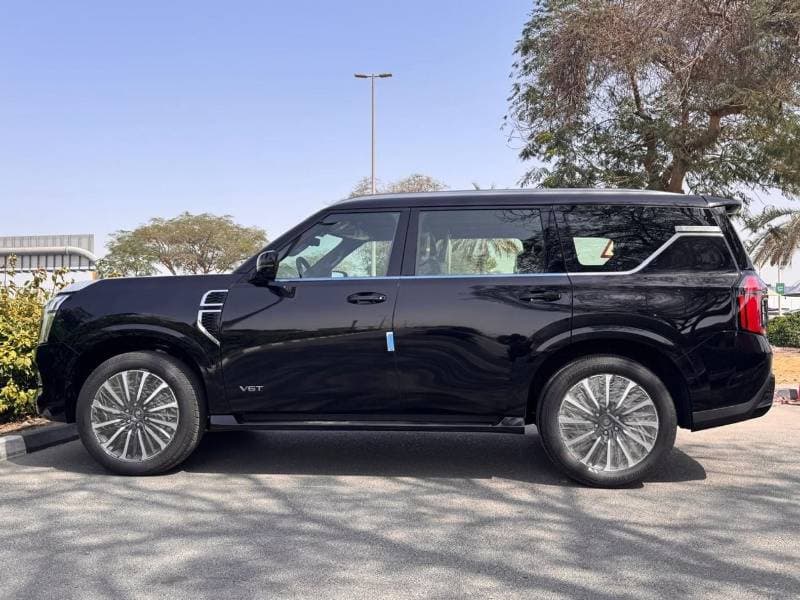 2026 Nissan Patrol thumbnail 2