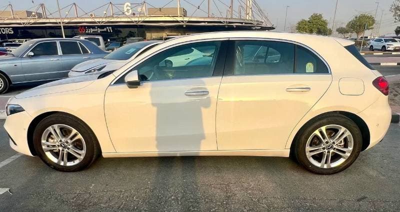 2025 Mercedes Benz A220 thumbnail 3