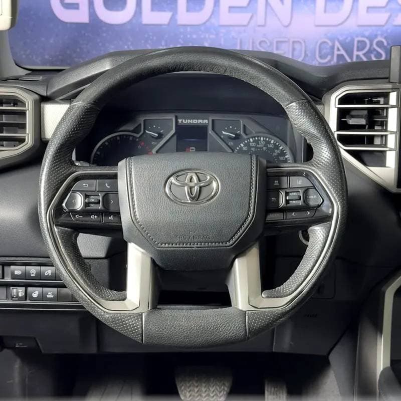 2023 Toyota Tundra thumbnail 7