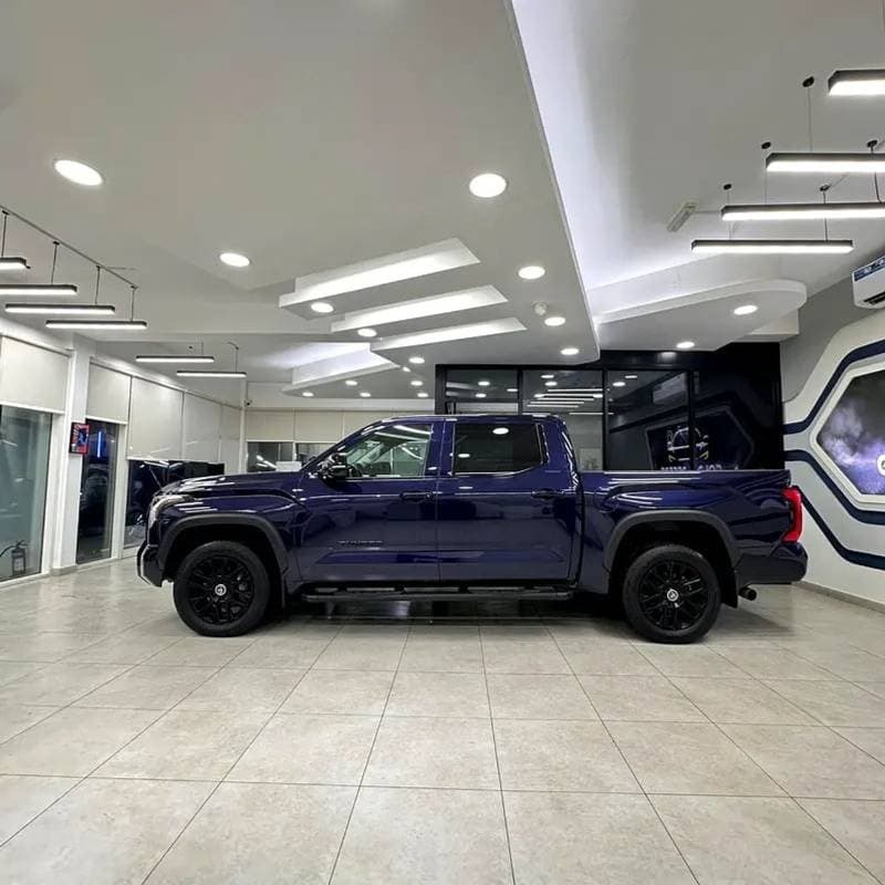 2024 Toyota Tundra thumbnail 3