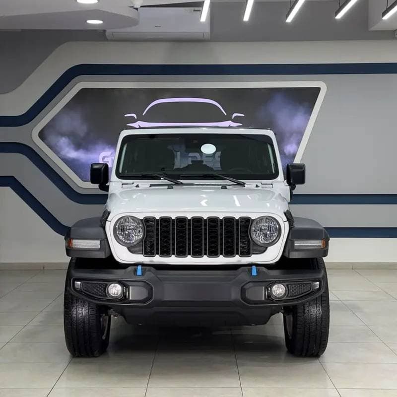 2024 Jeep Wrangler Unlimited SAHARA thumbnail 2