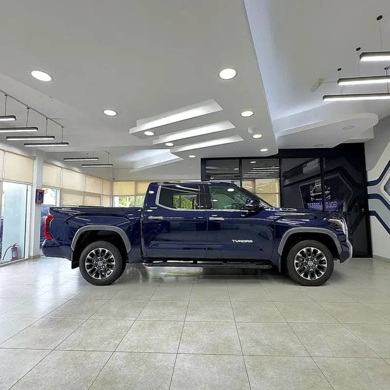 2023 Toyota Tundra thumbnail 4