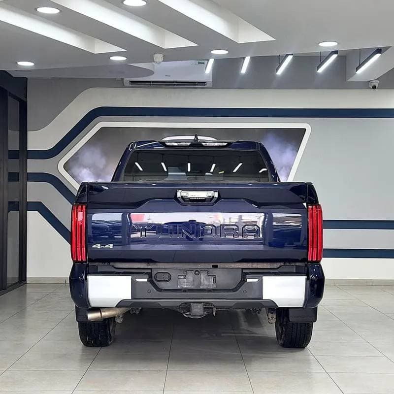 2023 Toyota Tundra thumbnail 5