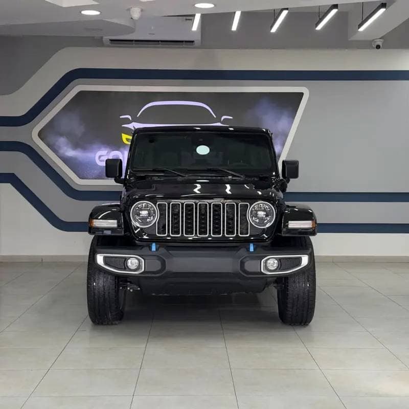 2024 Jeep Wrangler Unlimited SAHARA thumbnail 2