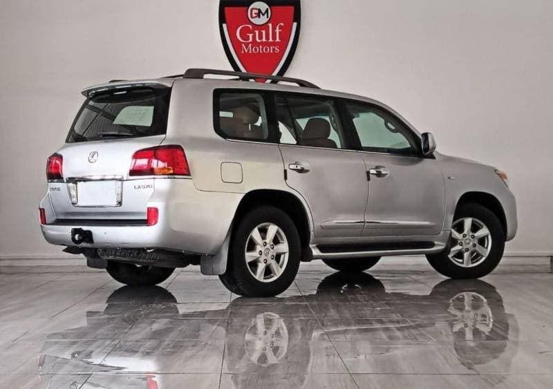 2009 Lexus LX570 TOP thumbnail 4