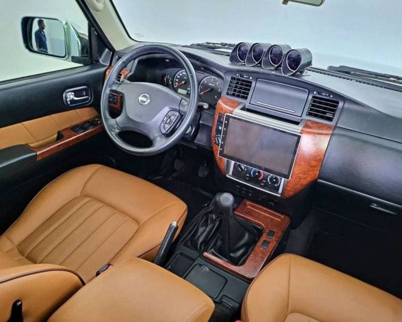 2016 Nissan Patrol SAFARI thumbnail 6