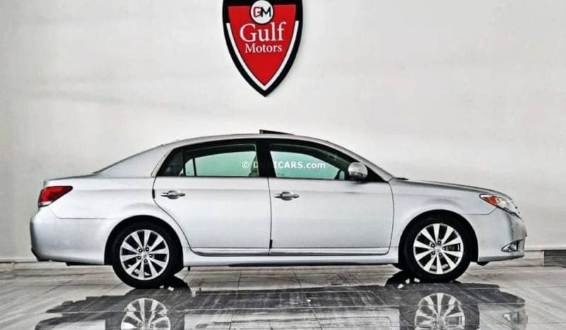 2011 Toyota Avalon TOP thumbnail 3