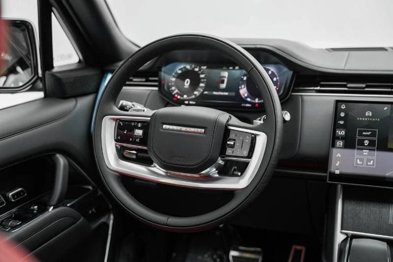 2026 Land Rover Range Rover AUTOBIOGRAPHY P530 thumbnail 7