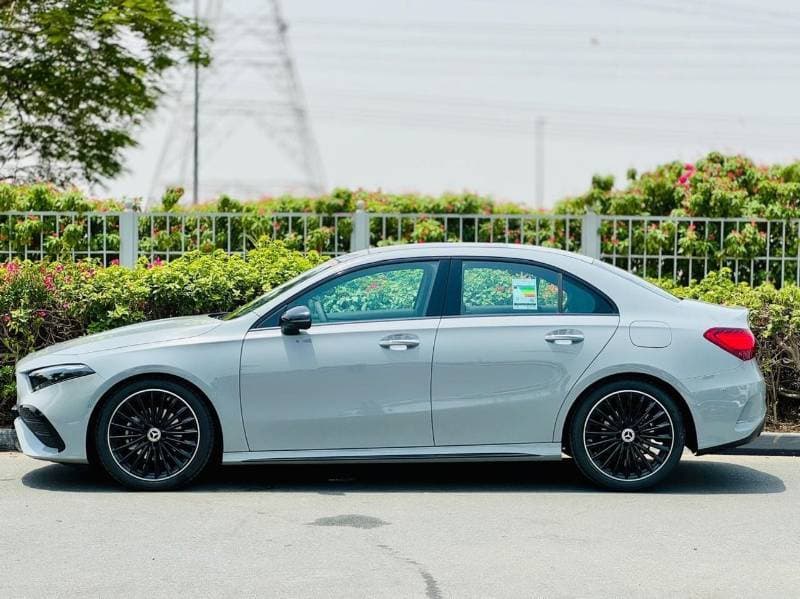 2026 Mercedes Benz A 200 AMG thumbnail 4