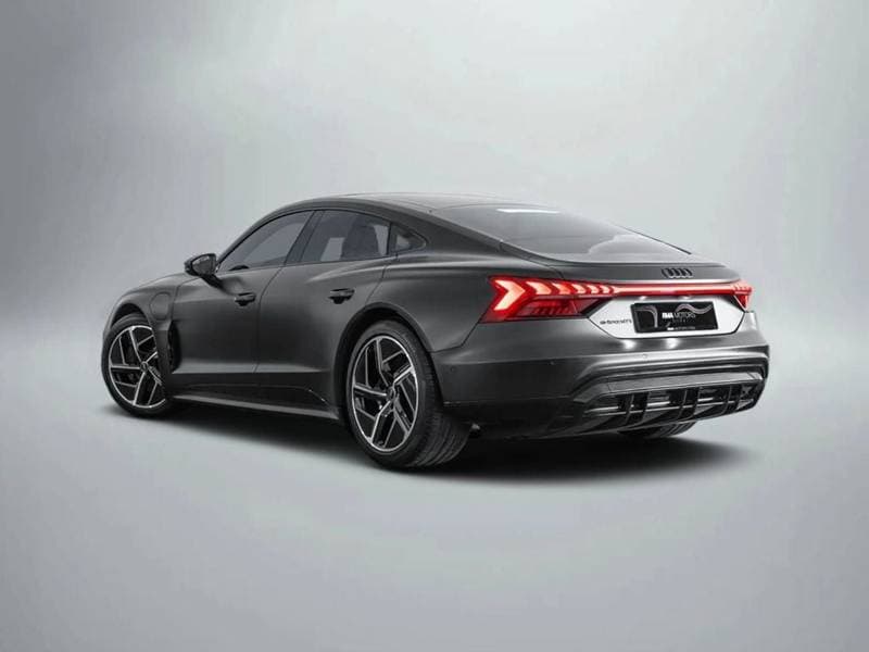 2023 Audi e tron GT PROGRESS PLUS thumbnail 2