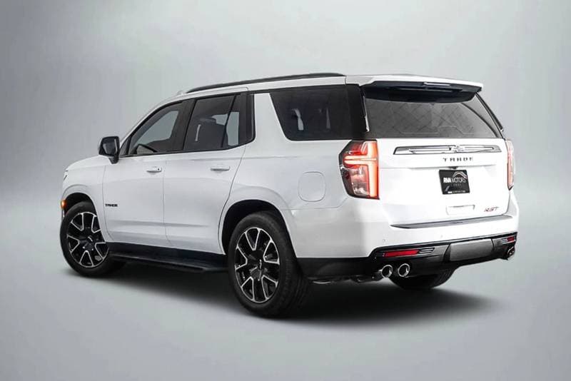 2023 Chevrolet Tahoe RST thumbnail 2