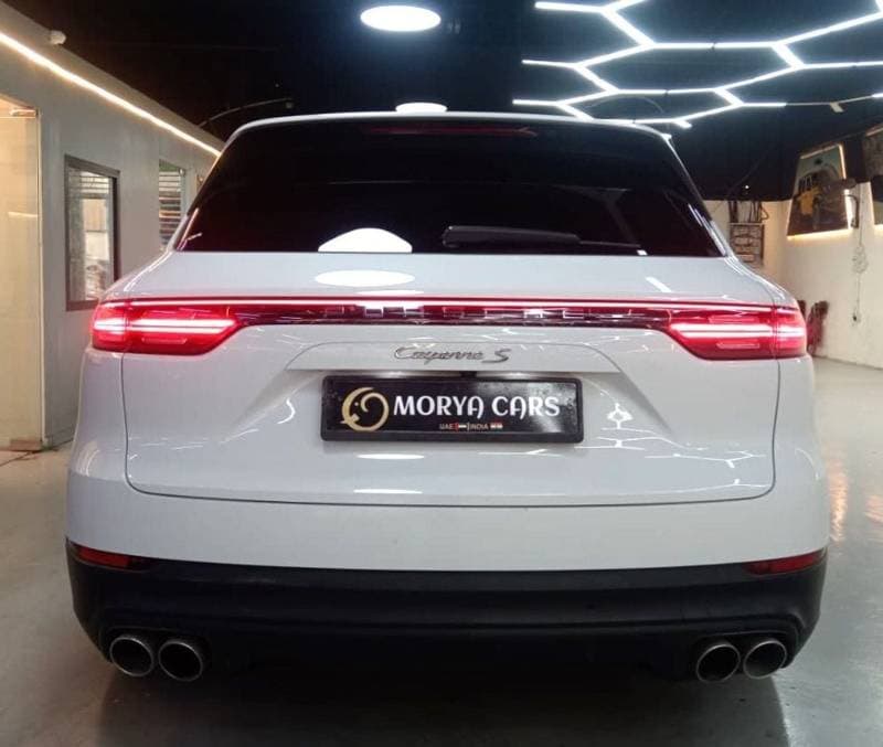 2018 Porsche Cayenne S thumbnail 4