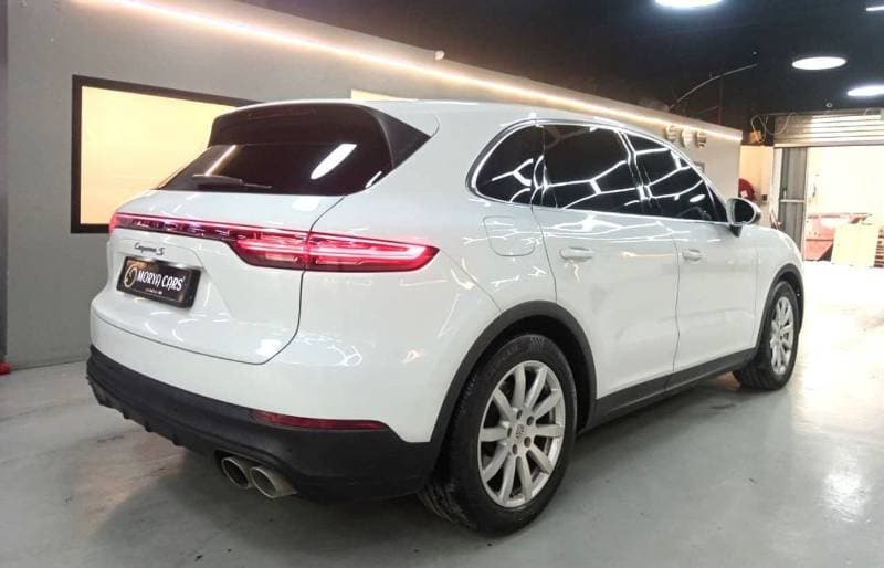 2018 Porsche Cayenne S thumbnail 5