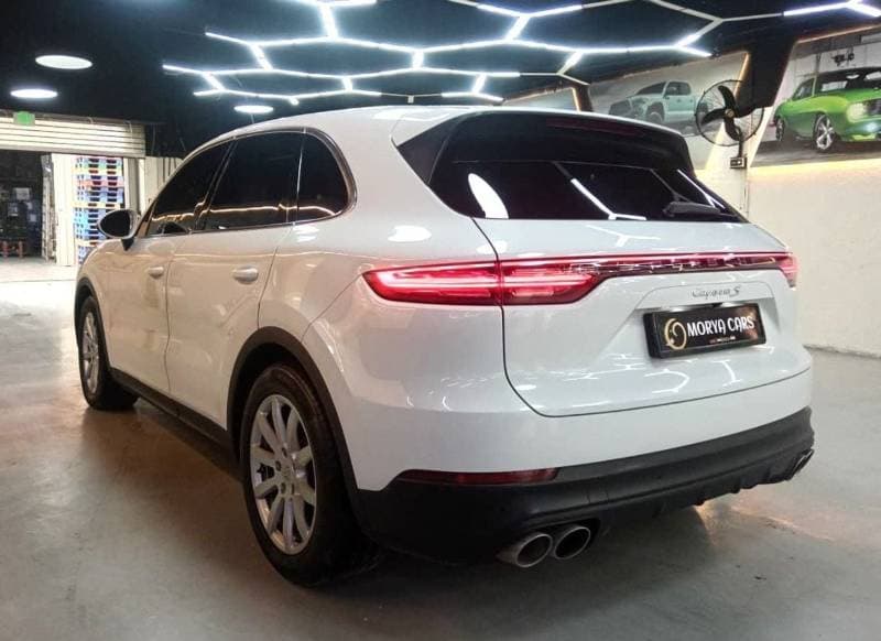 2018 Porsche Cayenne S thumbnail 6