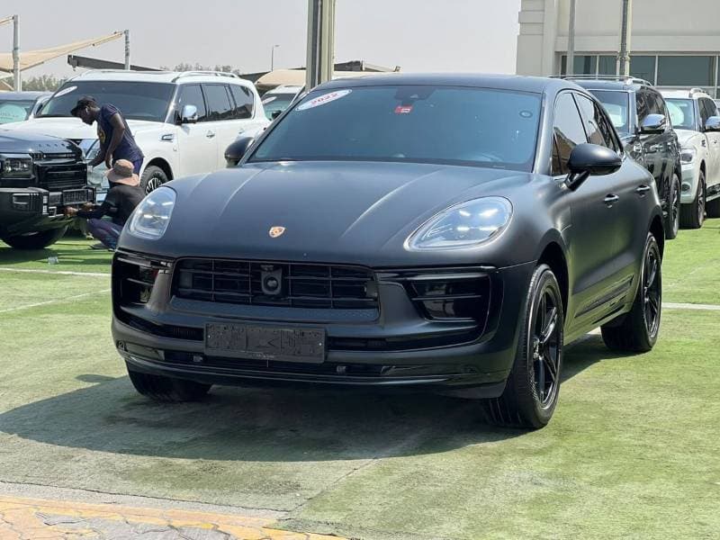 2022 Porsche Macan STANDARD