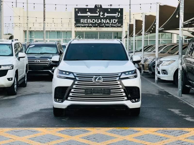 2024 Lexus LX600 PRESTIGE