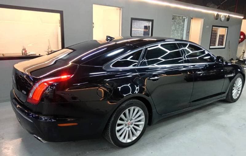 2015 Jaguar XJ LUXURY LWB thumbnail 6