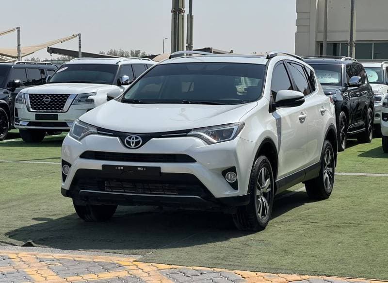 2017 Toyota RAV4 VX thumbnail 3