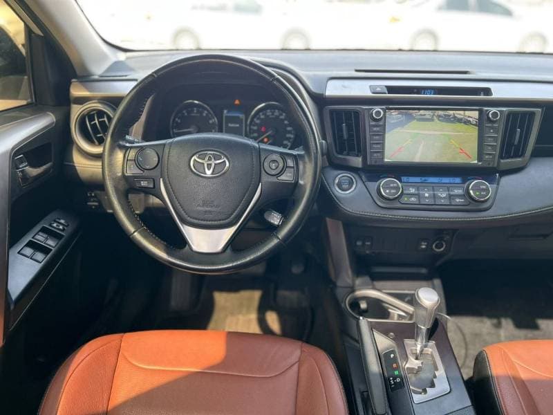 2017 Toyota RAV4 VX thumbnail 8