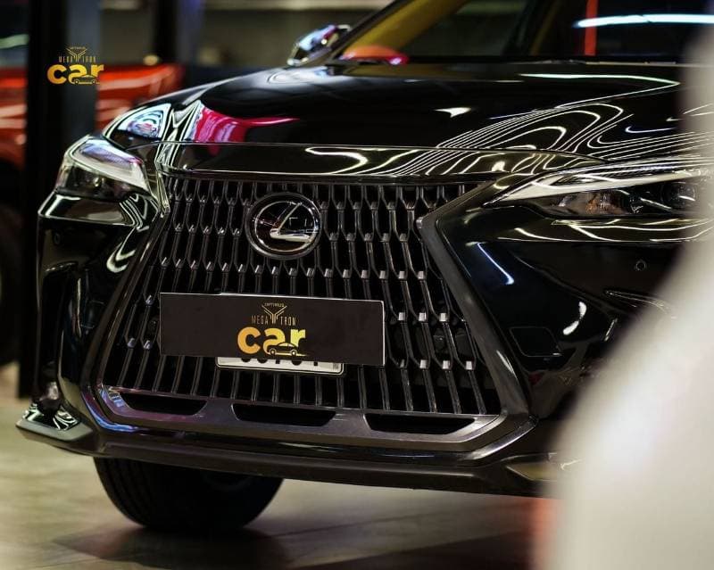 2025 Lexus NX350 PREMIER thumbnail 2