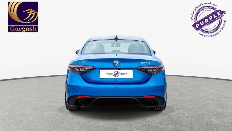 2024 Alfa Romeo Giulia VELOCE thumbnail 5