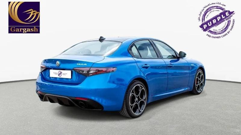 2024 Alfa Romeo Giulia VELOCE thumbnail 6